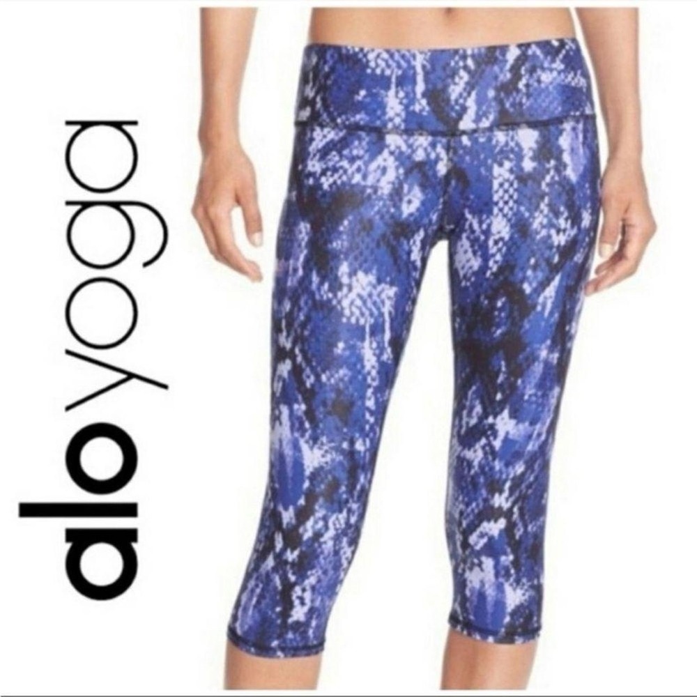 Alo Yoga Airbrush Leggings Deep Electric Blue Snakeskin Python Small, Cropped